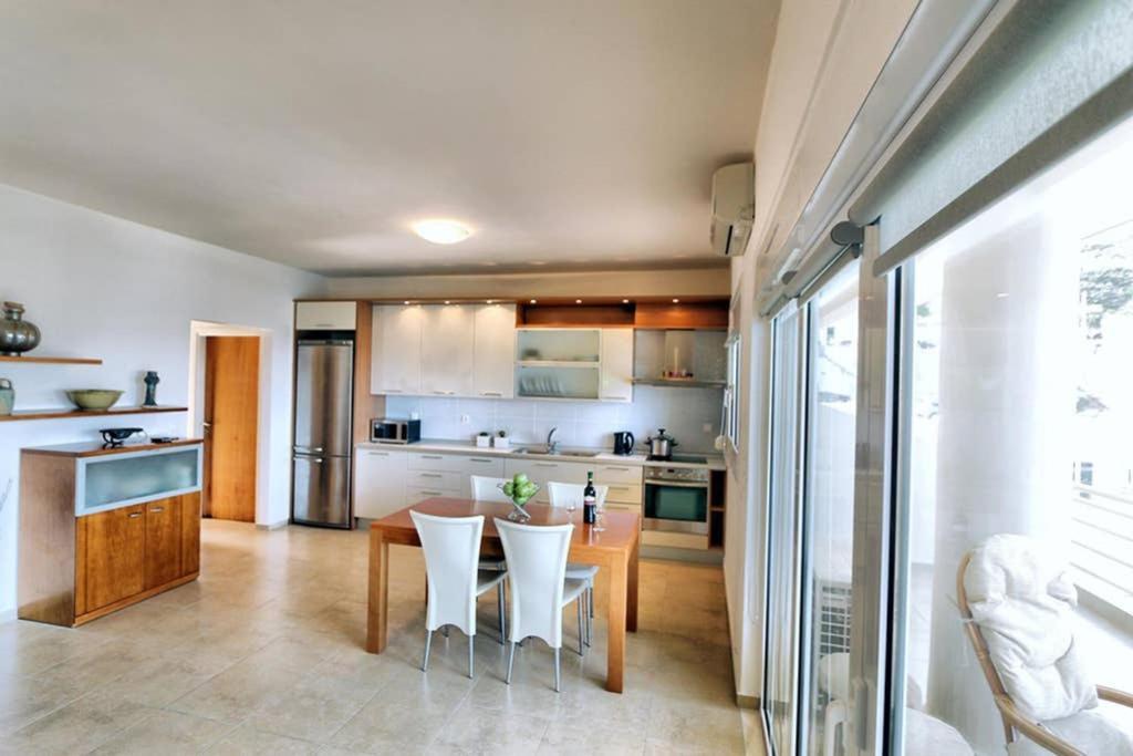 Eleni Sea View Luxury Apartment In Mades Λυγαριά Εξωτερικό φωτογραφία